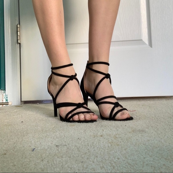 liliana heels